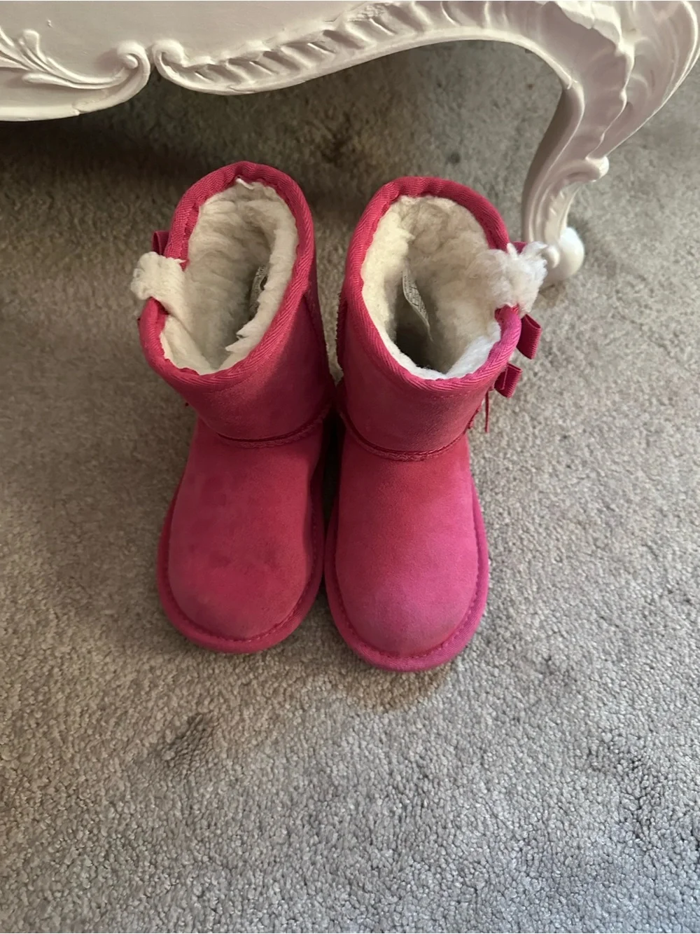 Small pink boot with fleece interior